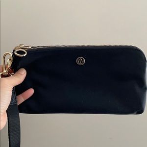Lululemon Now and Always pouch